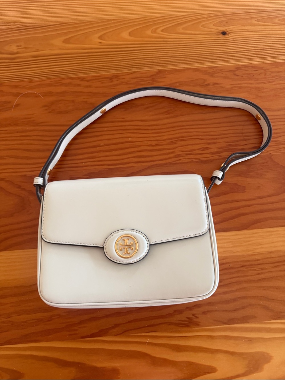 Tory Burch White Leather Shoulder Bag with Gold Logo